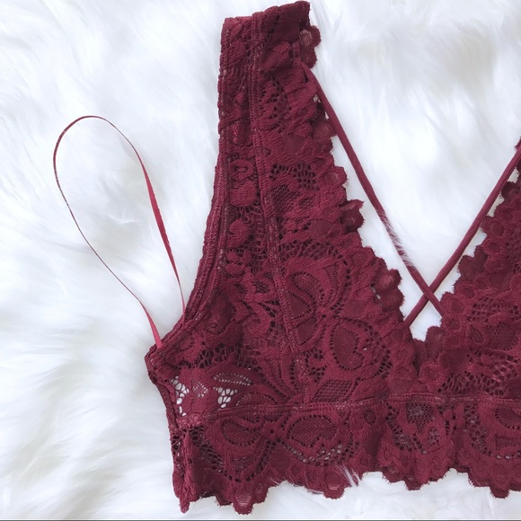 🎀 3 for $30! 🎀 Burgundy Lace X-strap Bralette - Picture 4 of 8